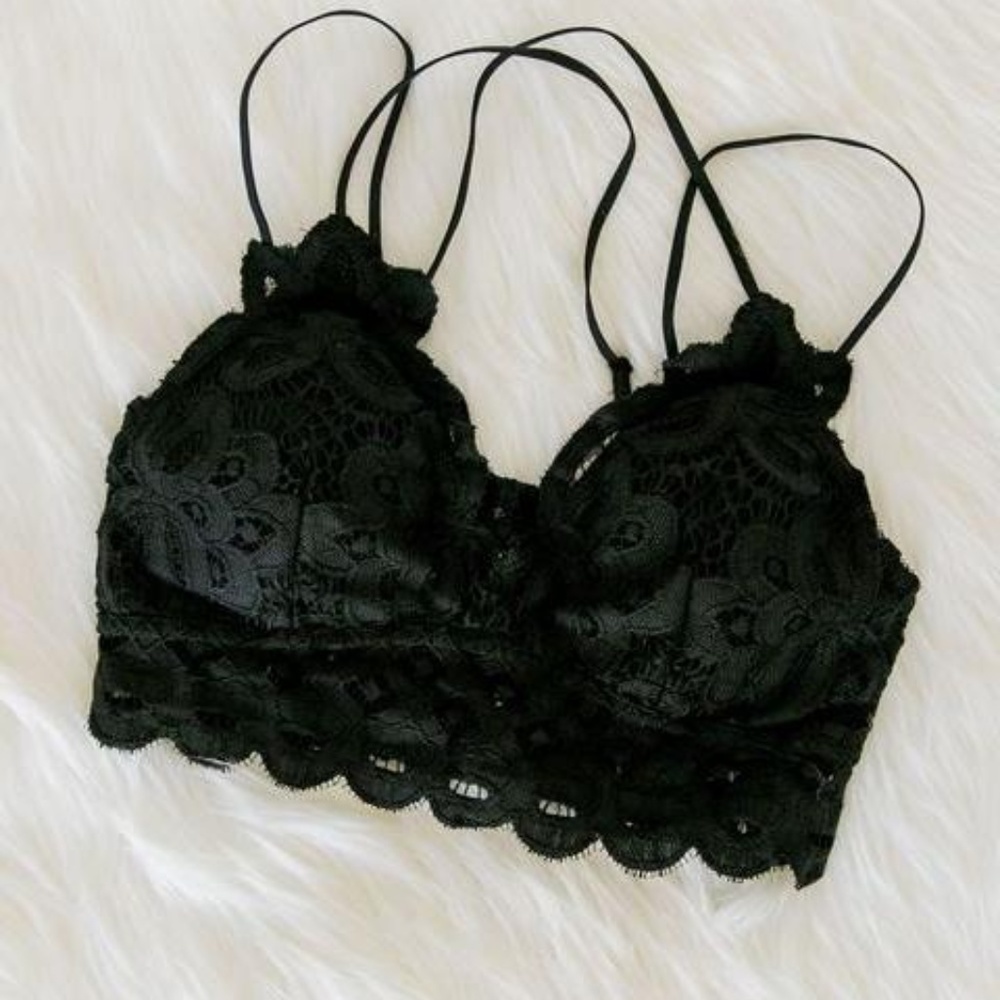 XOXO Scalloped Lace Bralette - Black